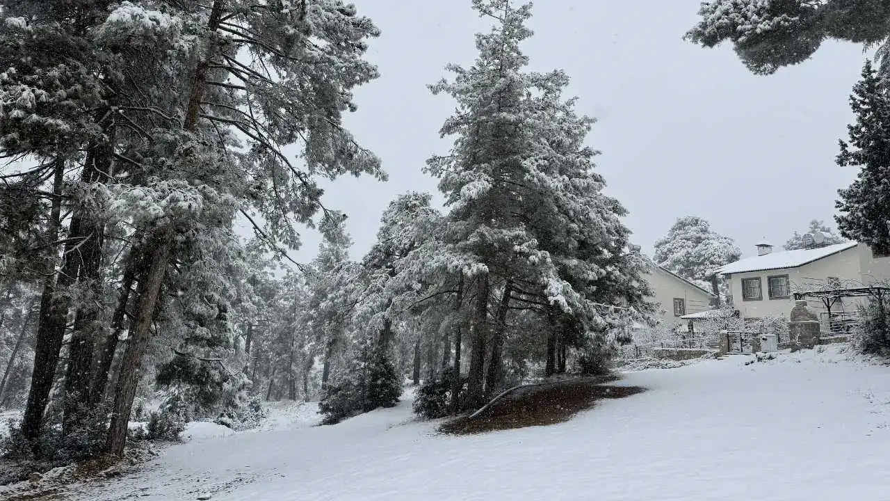 Mersin’in Zirvelerinde Kış Hüküm Sürüyor: Kar 15 Santimi Aştı! 4